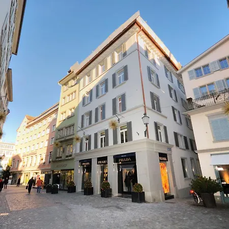 At Famous Location - Stork 21 * Zurich